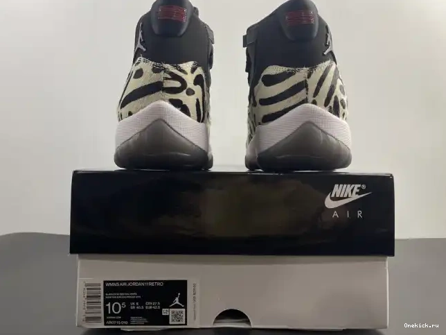 One Kick ANIMAL AIR JORDAN 11 INSTINCT AR0715-010 0531